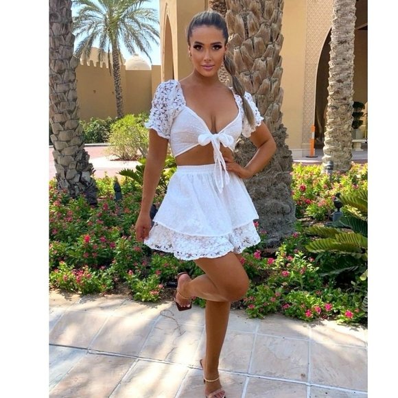 White Lace Trim Short Sleeve Crop Top and High Waist Mini Skirt Two Piece Set - Picture 5 of 14